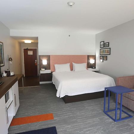 Hampton Inn Owego Екстер'єр фото