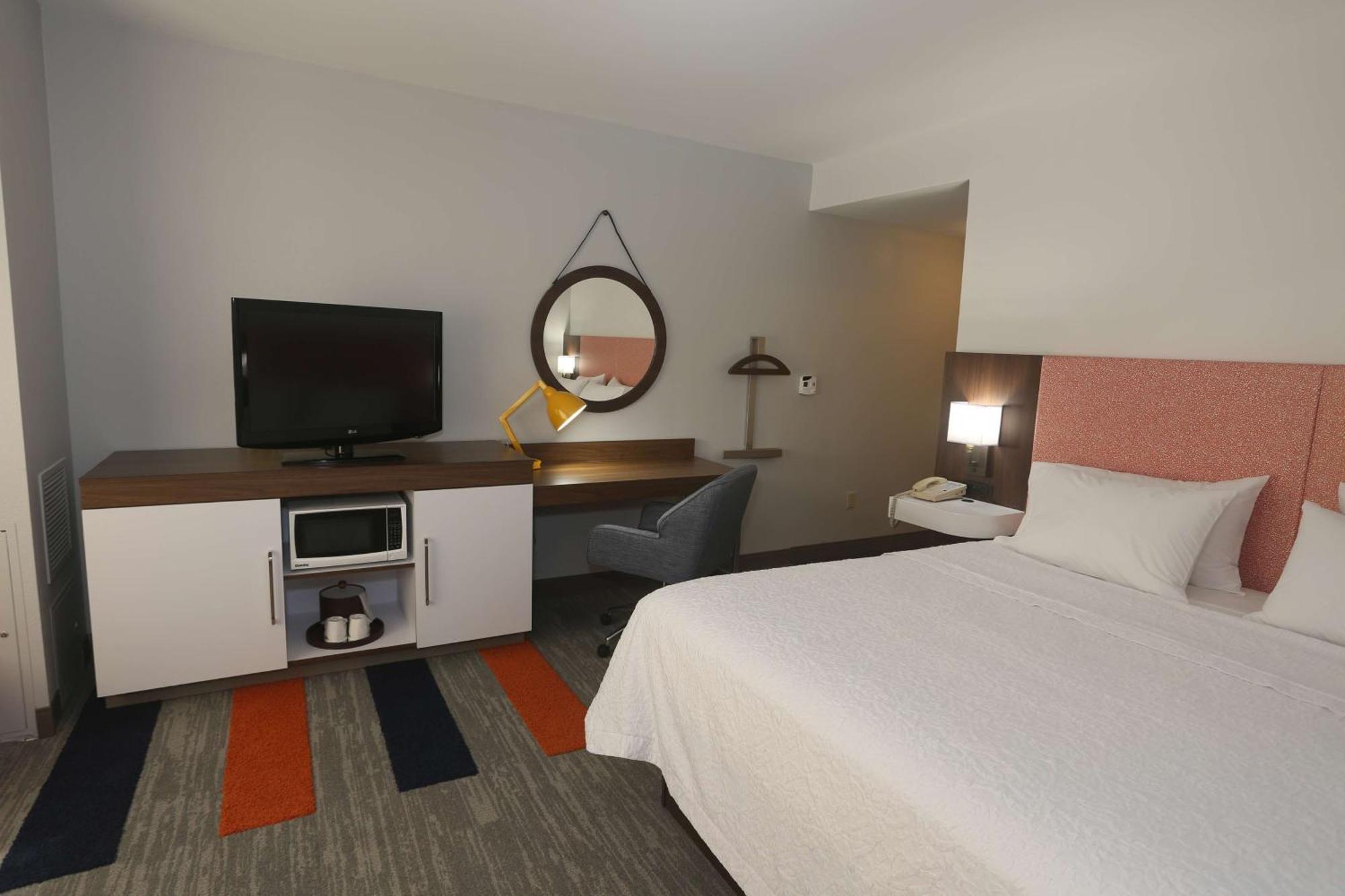 Hampton Inn Owego Екстер'єр фото